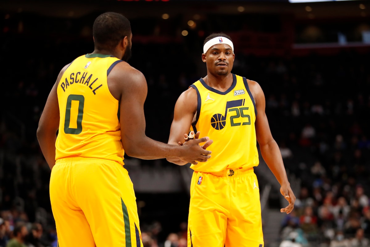 UtahJazz98's tweet photo. snyder tem que testar essa lineup https://t.co/aFbkkHaFNa