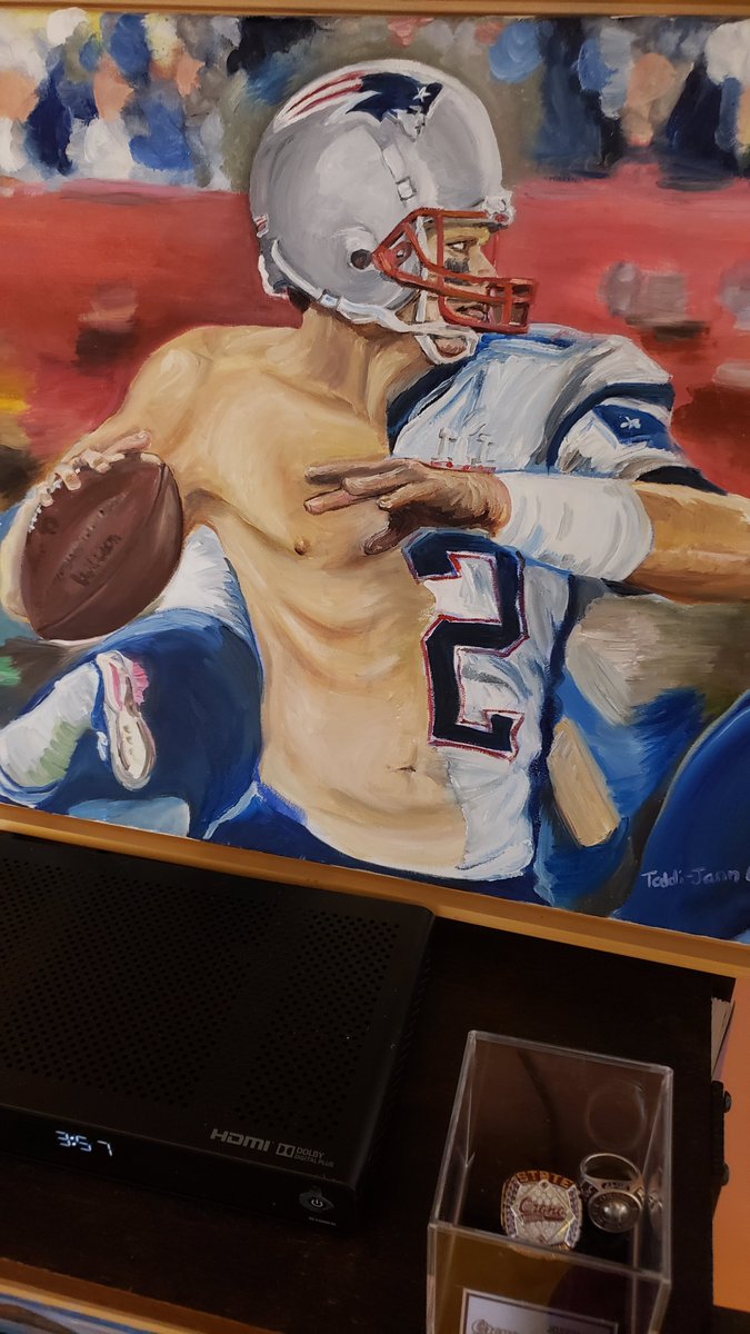 TeddiJann's tweet photo. Thanks for all the victories TB! Here's  my painting from Super Bowl LI https://t.co/sfrw4S80ER