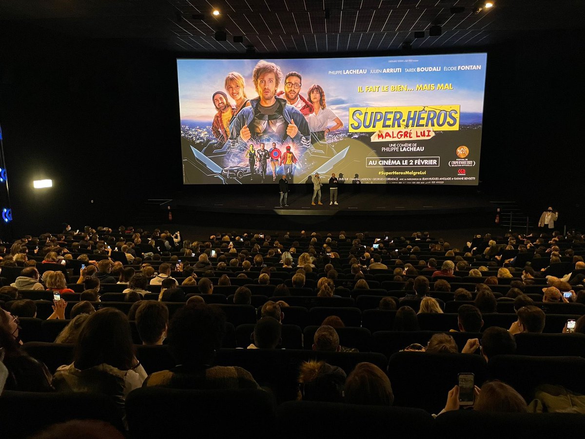 A 5 jours de sa sortie, plus de 1000 payants ce soir pour #SuperHerosMalgreLui au <a href="/CGRTours2Lions/">CGR Tours 2 Lions</a> ! Bravo Pierre et toute son équipe ! 
Et merci @patoche1706 pour la photo 😉