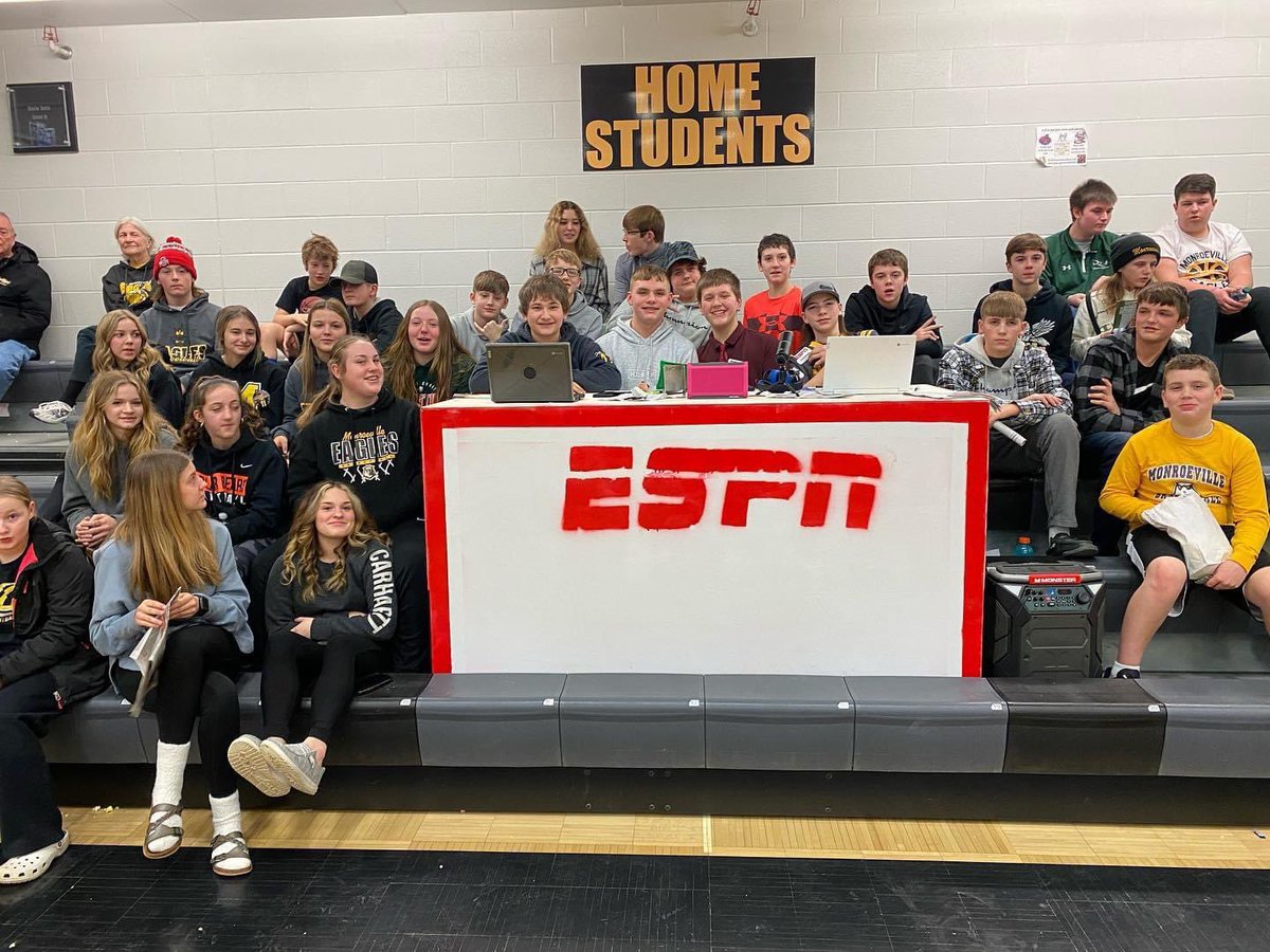 mhsgoeagles's tweet photo. Did you see this?!? 👀 “ESPN GameDay” invaded Monroeville this weekend! #EaglePride @espn @CollegeGameDay #smalltownbigthings #attitude https://t.co/luzXoGLqR4