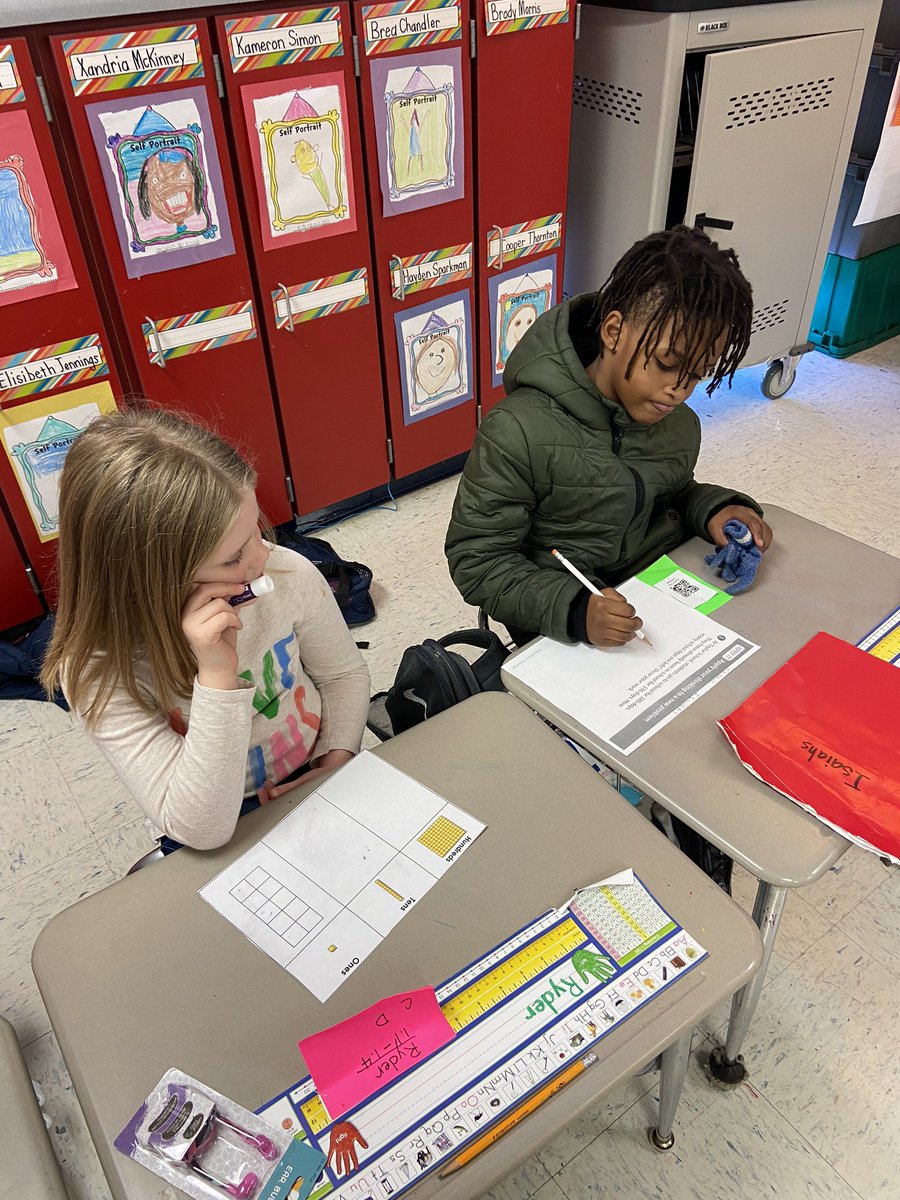 CherylJackson20's tweet image. Place Value Math makes regrouping better. @BBCMES #friendsandmath #amstimath