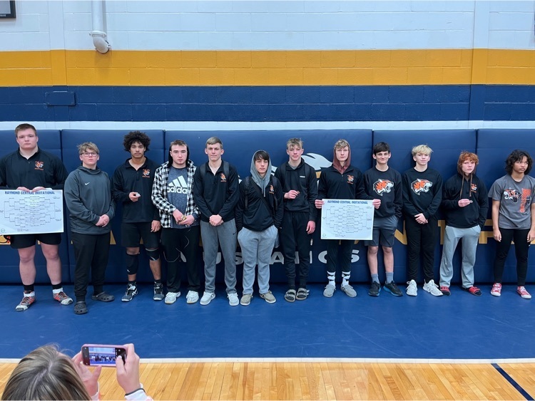 FallsCityPS's tweet photo. Raymond Central Results 
113-Kaleb Zulkoski 2nd 
138-Wyatt Olberding 1st
152-Tate Wilcox 6th
195-Thomas Fields 2nd 
HWT-Jaden Nolte 1st

6th Place Team Finish 
#TigerWrestlingPride 
🤼🐅🤼‍♂️ https://t.co/VzCy0JXKjI