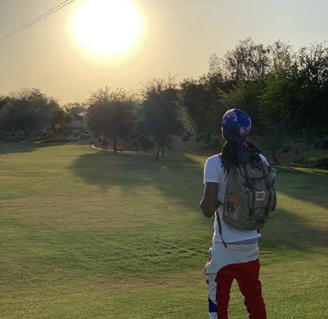 HoesLuvTravis's tweet image. she told me to find the clit, and i found myself instead