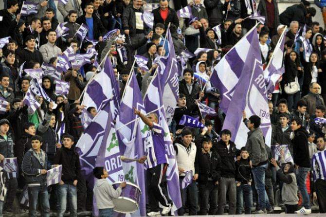52numaraa's tweet photo. yaşat yine bize o büyük sevinçleri 💜🤍 https://t.co/06zaXK8EVX