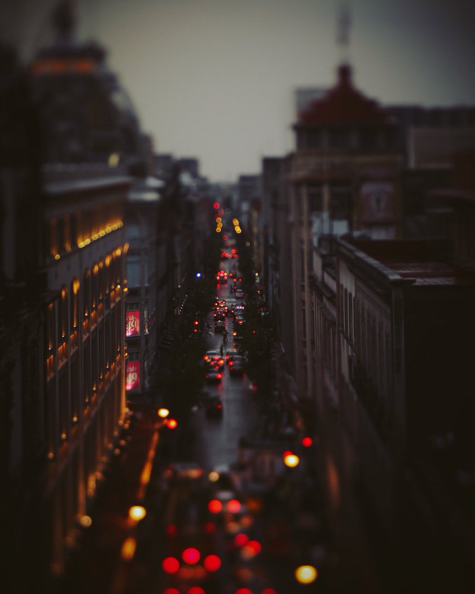 WalterParada's tweet photo. Mexico City, photographed with the #Lensbaby #Edge80.
📷 :: Felipe Ignoroso Camps.

#StreetPhotography #MexicoCity https://t.co/X0c41mFVqj