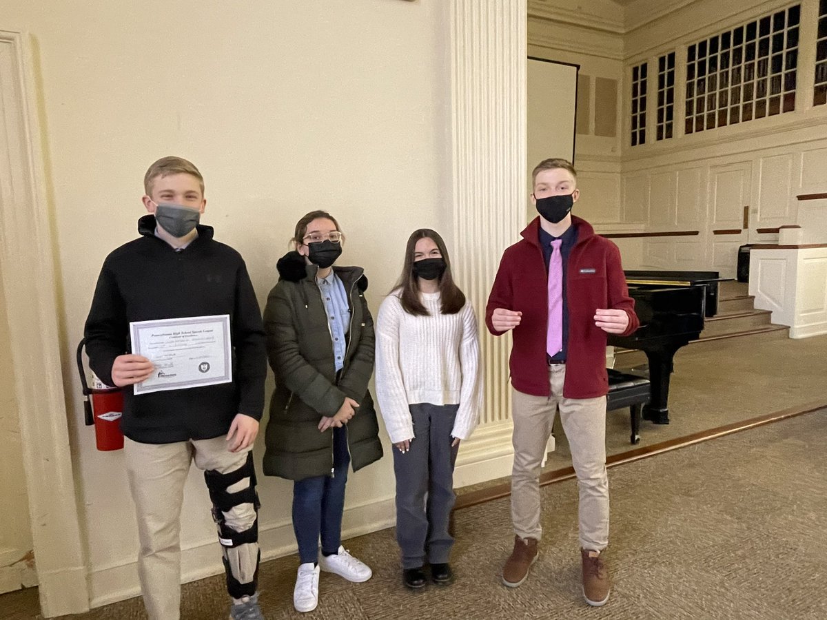 MASHSpeech's tweet photo. It’s been 2 yrs since our last in-person tournament. So excited to have these 4 compete at today’s @PHSSL6and7 qualifier. Congrats to all who made it to states, including our Extemper extraordinaire Gabe. We’ll be sending others in supplemental events! @PHSSLResults here we come! https://t.co/11T69Q1gyN