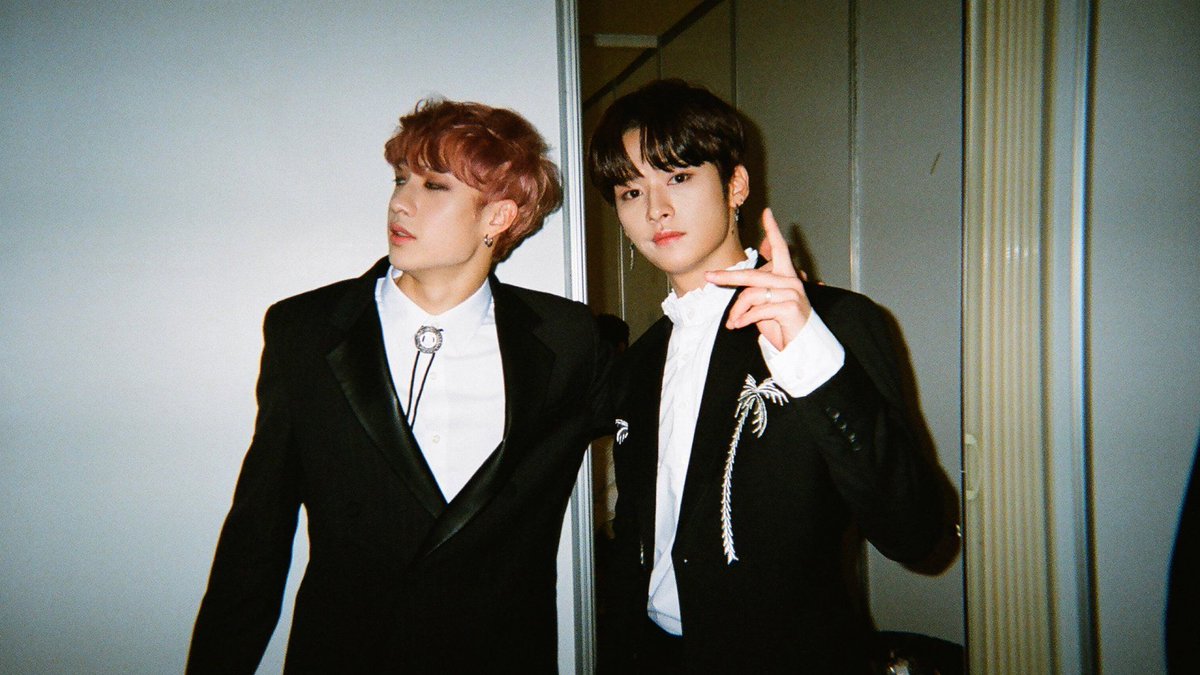 Drive stray kids чан. бан чан драйв. Banchan lee know drive. Liili певица. Drive stray kids чан.