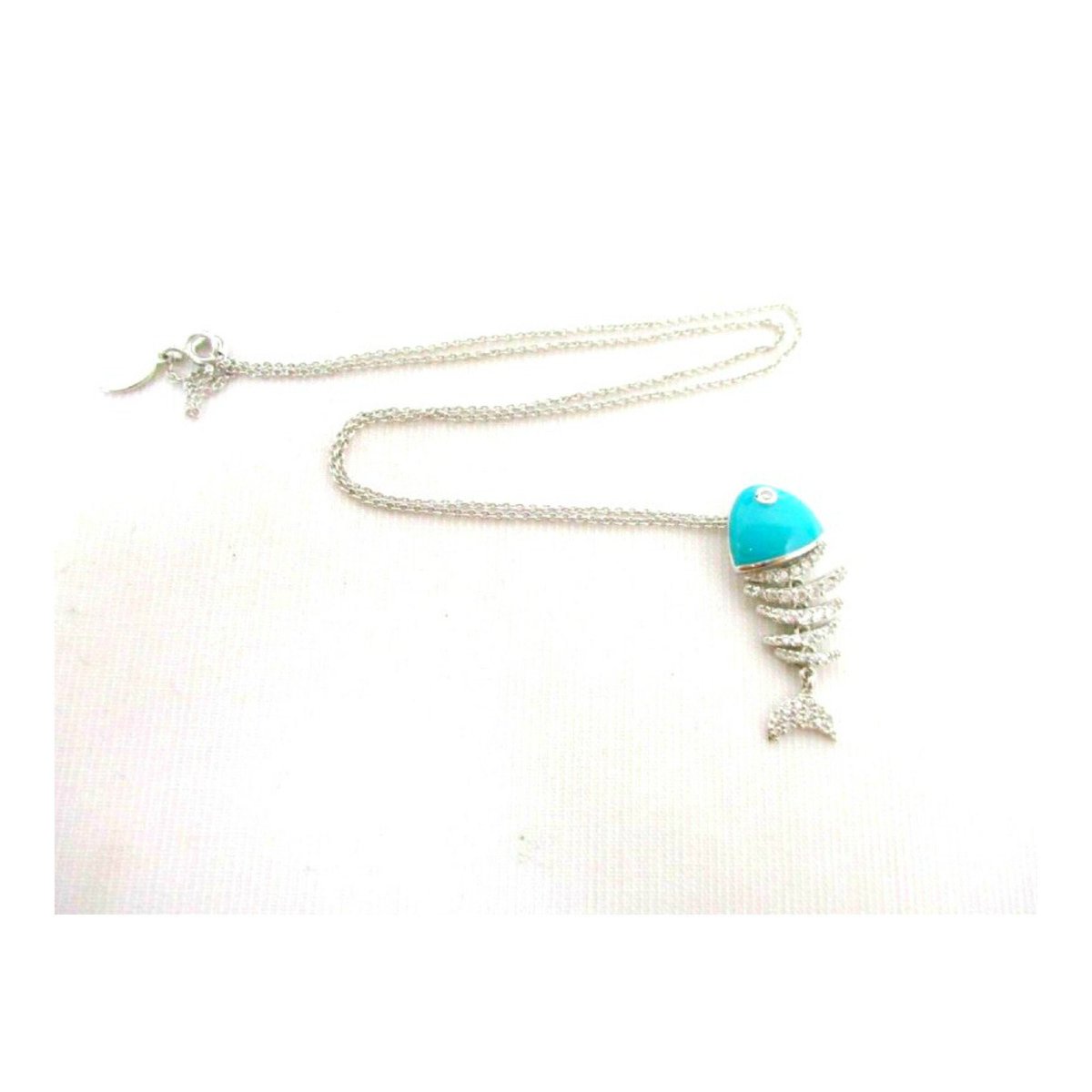 JunkYardBlonde's tweet photo. Turquoise Enamel & Crystal Articulated Fish Bone Necklace 925 https://t.co/C4xVfFlZ9c #Gotvintage #JunkYardBlonde #Etsysellsvintage #TurquoiseEnamel https://t.co/xaFHAKCV0F