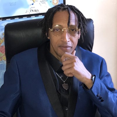 IzziPicks's tweet photo. #NewProfilePic https://t.co/tqCUNeNwJI