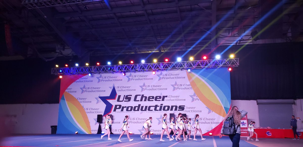 Doe & Arrow Hunting tweet media