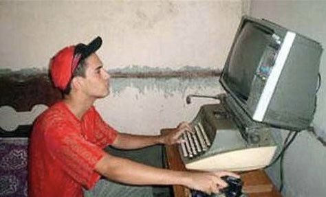 AbductionSquad's tweet image. Live look at OpenSea dev team looking to see why their platform is down again.