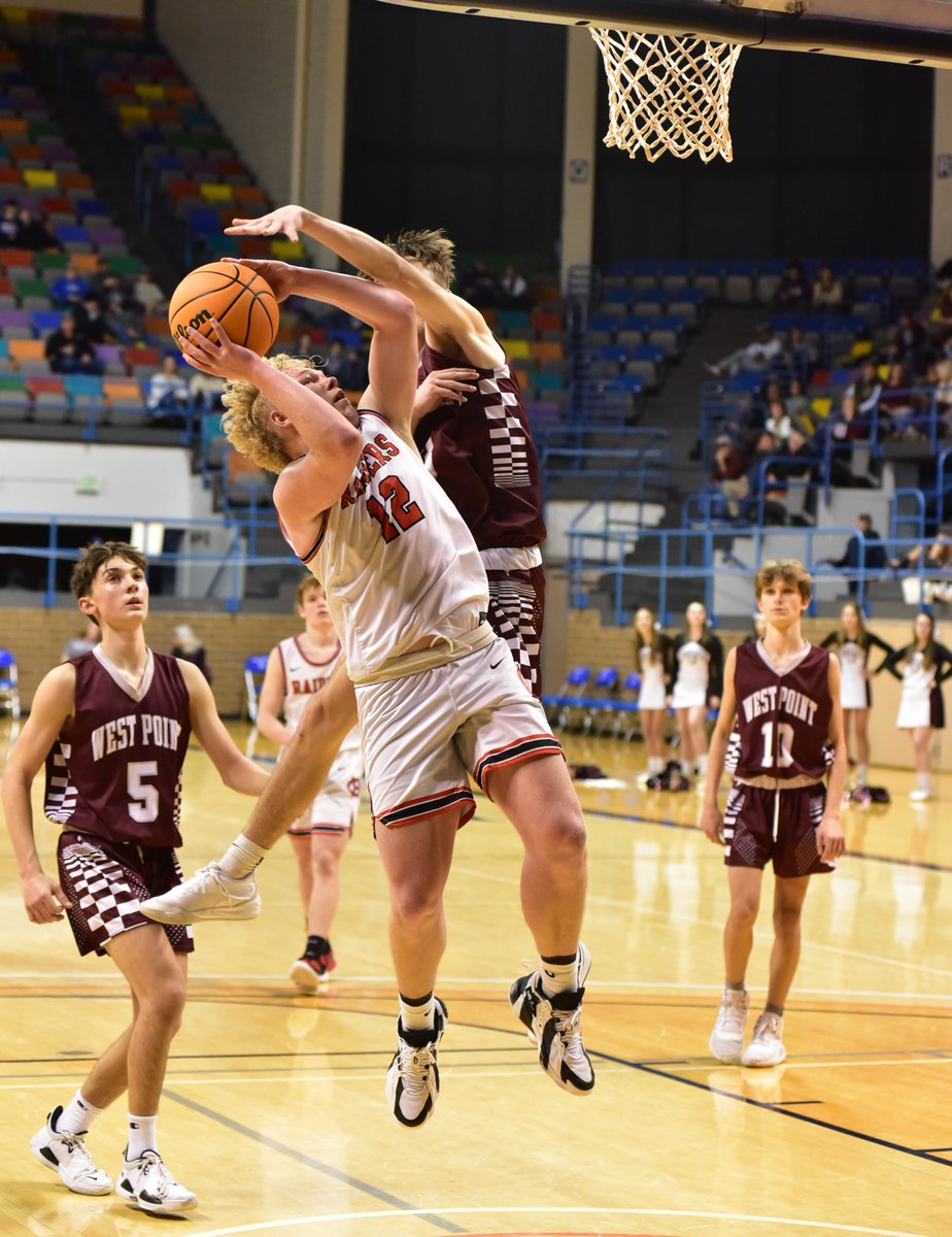 CullmanTribune's tweet photo. COUNTY TOURNAMENT: Raiders pull away to top West Point 53-41 &amp; win JV Boys Championship https://t.co/nCwvVSvwzH https://t.co/kbnRezbMTN