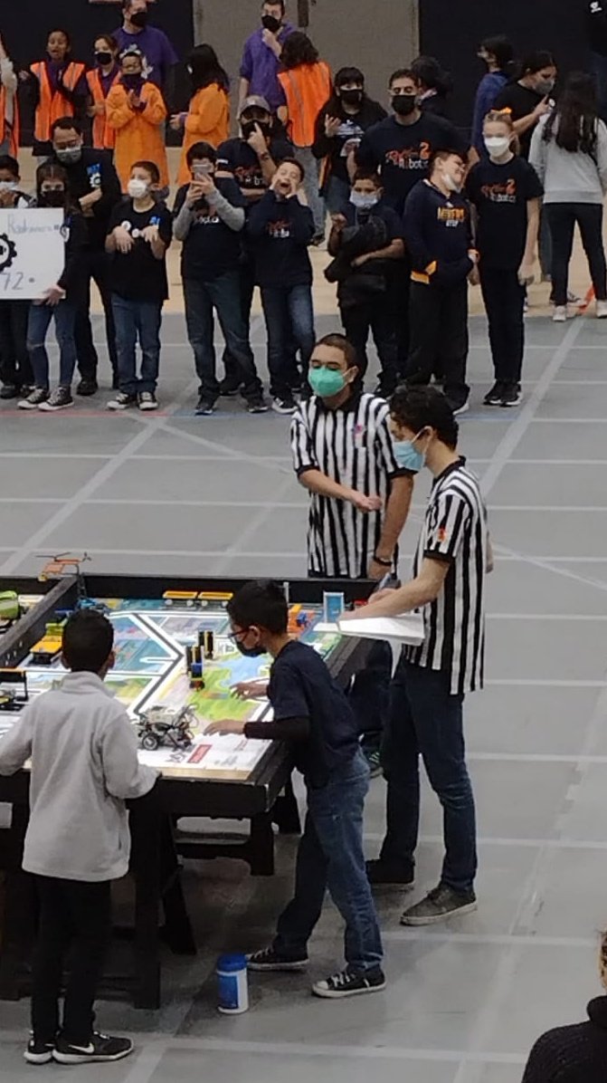 shinancyo's tweet photo. What a great experience in a UTEP FLL challenge, so proud of the Rattlers Robotics (RoboRattlers) thank you for the support to DSSE faculty, @DSShook_ES @CromeroDsse @REstrada_DSSE @nhurtado_DSSE @rguerrero_DSSE #ShookAscendsTogether 
#BeKind https://t.co/d3DmE7QOsQ