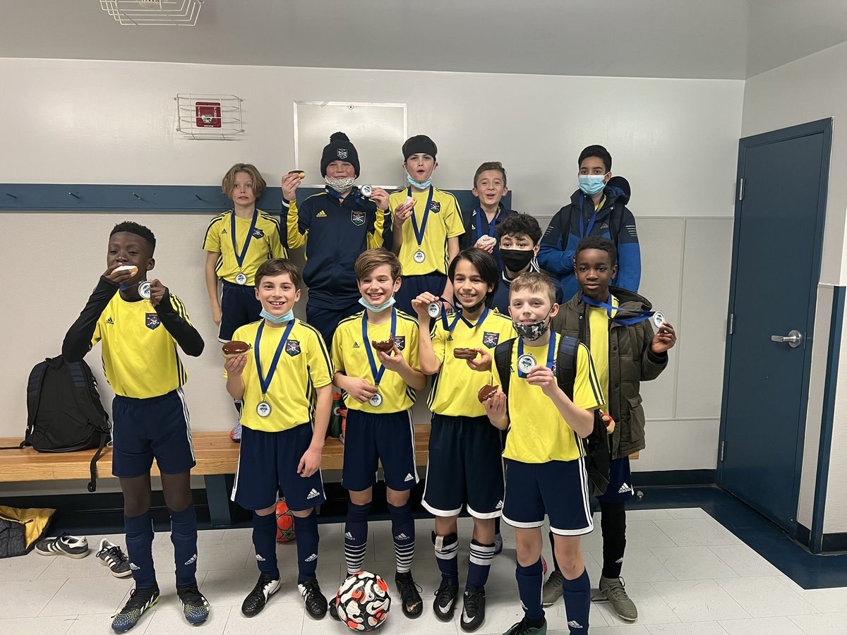 Another great performance from the  boys in addition they received their silver medals from the Winter Classic. These kids are champions 💪🏼⚽️
