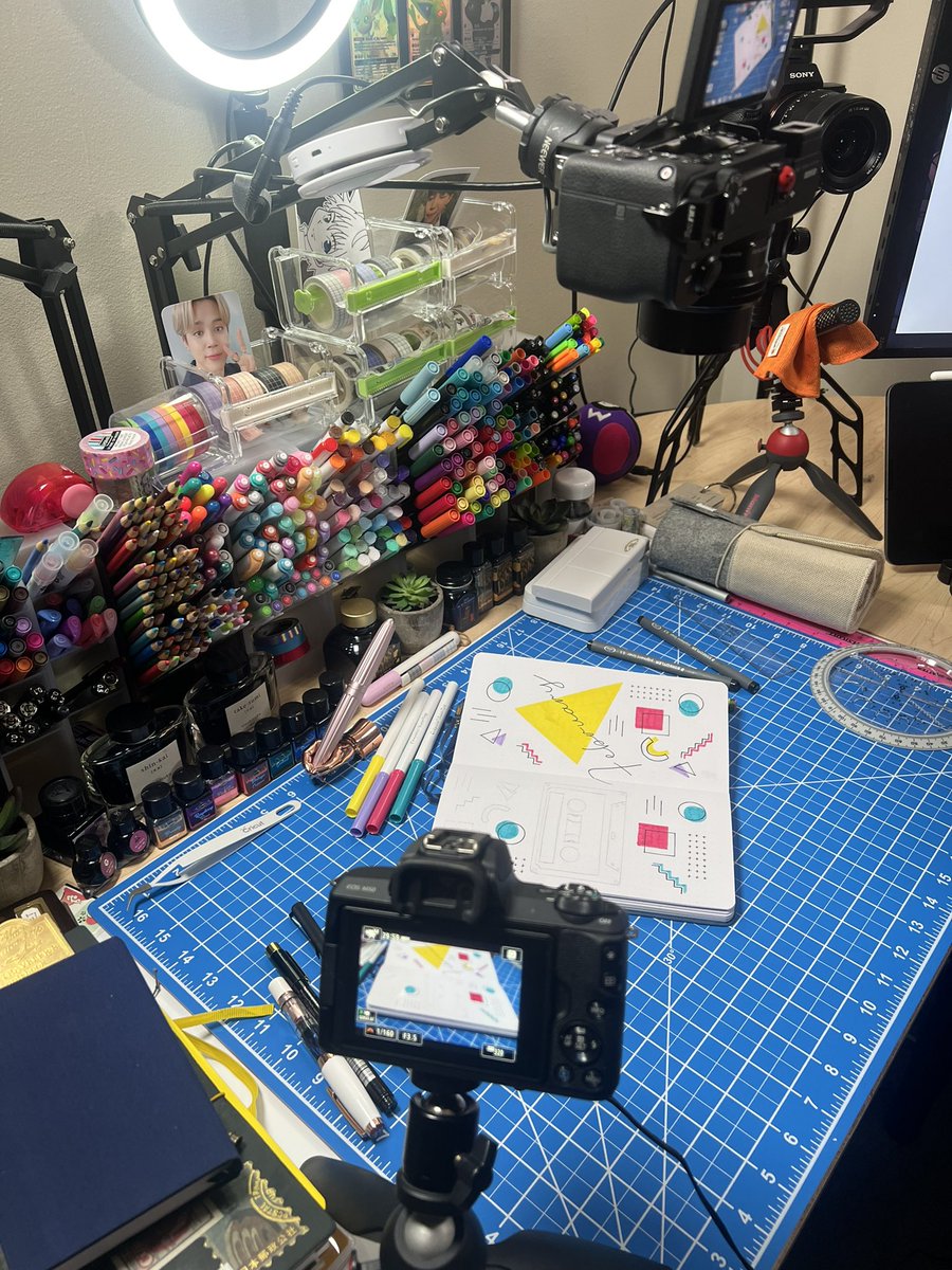 Thatjournalguy's tweet image. recording my first plan with me IN YEARS. Told myself id do way more journaling content so here we are 😅 #bulletjournal #journaling #planner