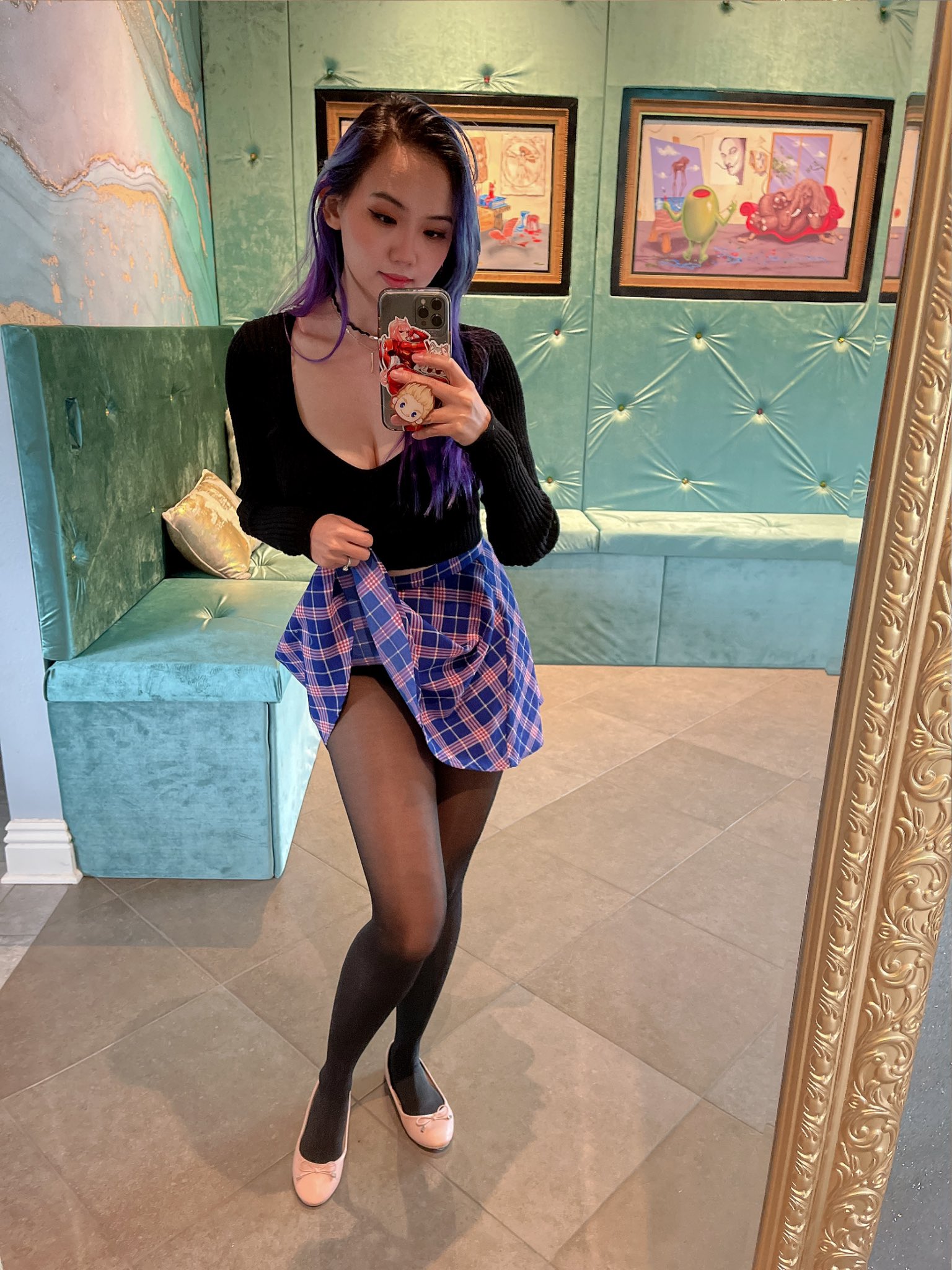 I have a pantyhose fetish https://t.co/38VcfDnsTT