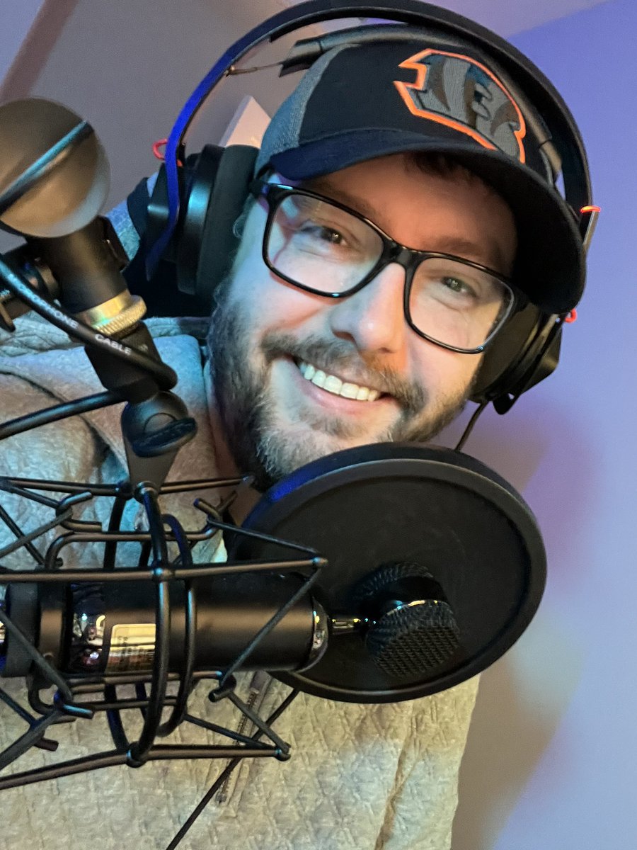 LuxemBerk's tweet image. Im streaming @PUBG  tonight! Stop by for the shitshow and some drinks! #PUBG #smallstreamers  #DrinkingStream