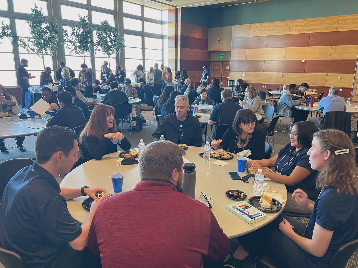 MikeFloresLV's tweet photo. Great luncheon hosted by @NevadaASUN. We also stopped by to see the inspiring work happening to fight against food insecurity at Pack Provisions! https://t.co/Oj6rSfn6tV