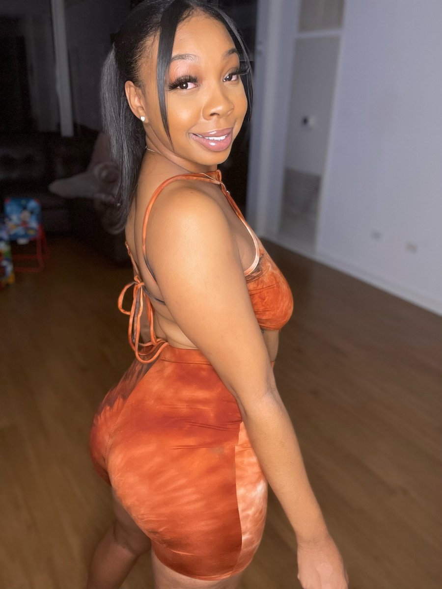 BellaBarbieeeee's tweet photo. Hey Tweeties ! 🥰 https://t.co/07ksh8uN17