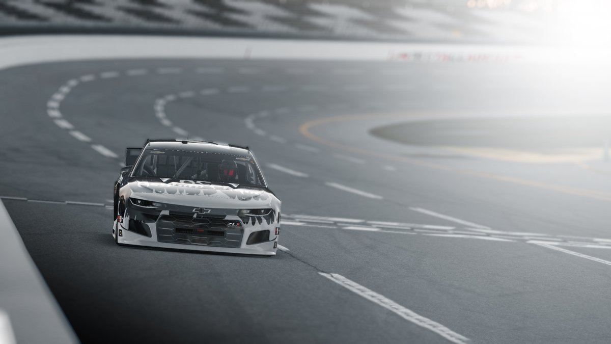 TheAsylumClique's tweet photo. Tonight is AC's 2nd eSports event, The Talladega MDOT Money Race! Catch @UpgradedArts &amp; the custom AC Car in action tonight LIVE at
https://t.co/SybNqpsyLm https://t.co/8qFnC6zT28