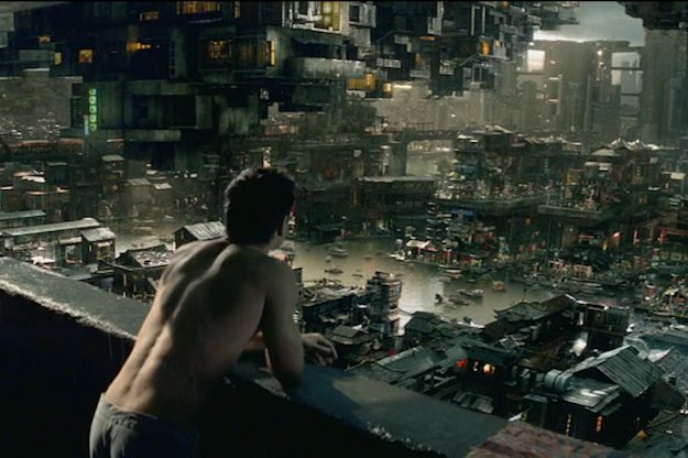 K_Alex1's tweet image. Watching #TotalRecall2012. It’s actually a decent Cyberpunk movie