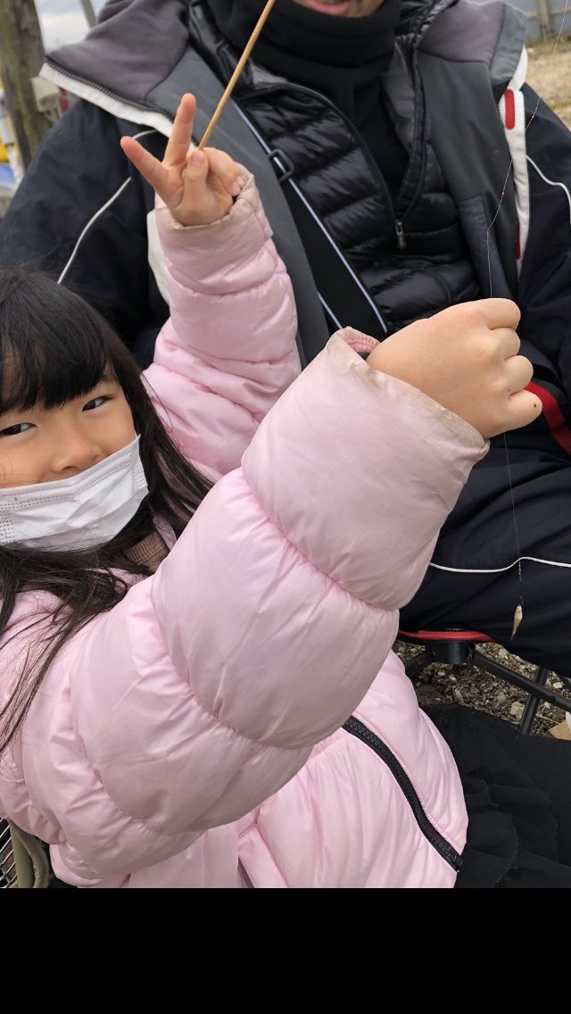 HappyxLuck's tweet photo. #市原園
#タナゴ釣り
本日の最小サイズ賞
娘にもっていかれました。。 https://t.co/kBHTsqT3mr