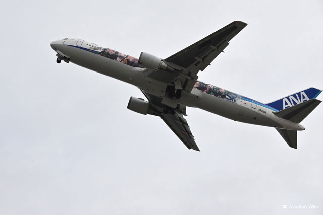 Aviation_Wire's tweet photo. ANA鬼滅の刃じぇっと、成田発着で遊覧飛行 https://t.co/83Jr1vLEoE #ANA #鬼滅の刃 #鬼滅の刃じぇっと #JA616A #NH2020 #B763 #成田空港 https://t.co/DtsSI8QVTs