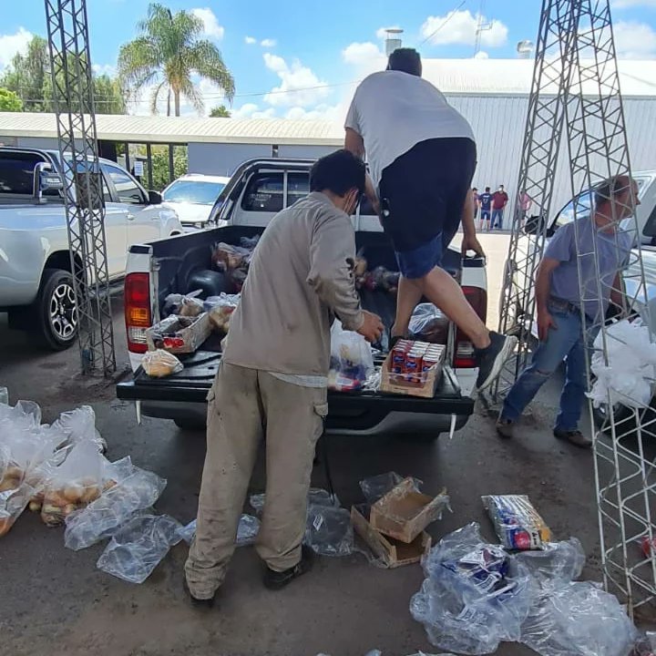 Fin del conflicto en frontera con Chile 
"Celebramos el acuerdo tras 2 semanas de arduo trabajo mancomunado con <a href="/APROCAM1/">APROCAM</a> para transmitir a los funcionarios de ambos países la gravedad de la situación y la necesidad de una urgente solución”, dijo Roberto Guarnieri, Pte de FADEEAC