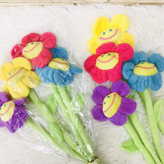 ファンキーフラワーが売ってる場所は ダイソーやドンキ トイザらスで買える Magazine S Sook マガジンズスーク オンライン雑誌