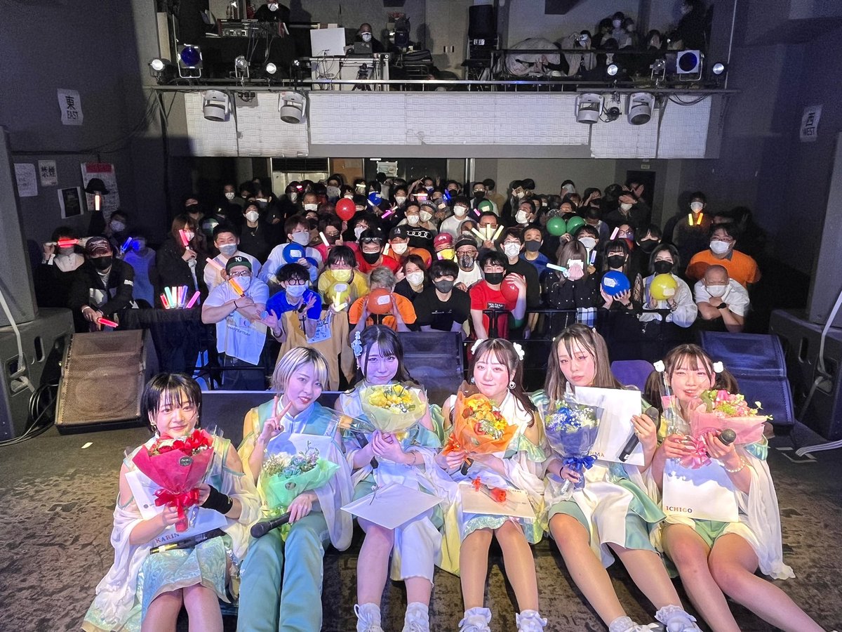 newcodomo's tweet image. 2022/01/29  Never say goodbye.

沢山の方にお越しいただき最後に最高の景色が見られました！
６人は別々の道を歩みますが、それぞれが素敵な道を歩めますように。

それでは以上、私たち
NEW CODOMO PROTEANでした！
ありがとうございました！