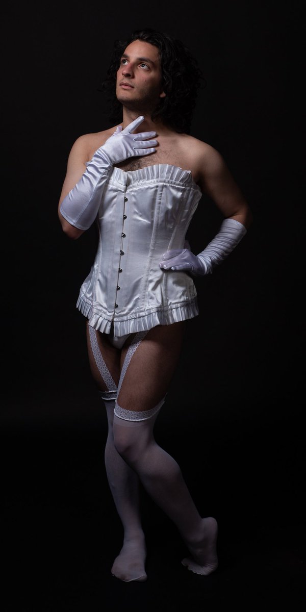 ps_burlesque's tweet photo. We like to announce our cast for our February show at Room 13 on the 11th: Minnie Barre, Lady Ve’Lush, Jean LeFaun and Bettie Attitude.

Tickets are still available and you follow the link in our bio! https://t.co/axt8r2gl45