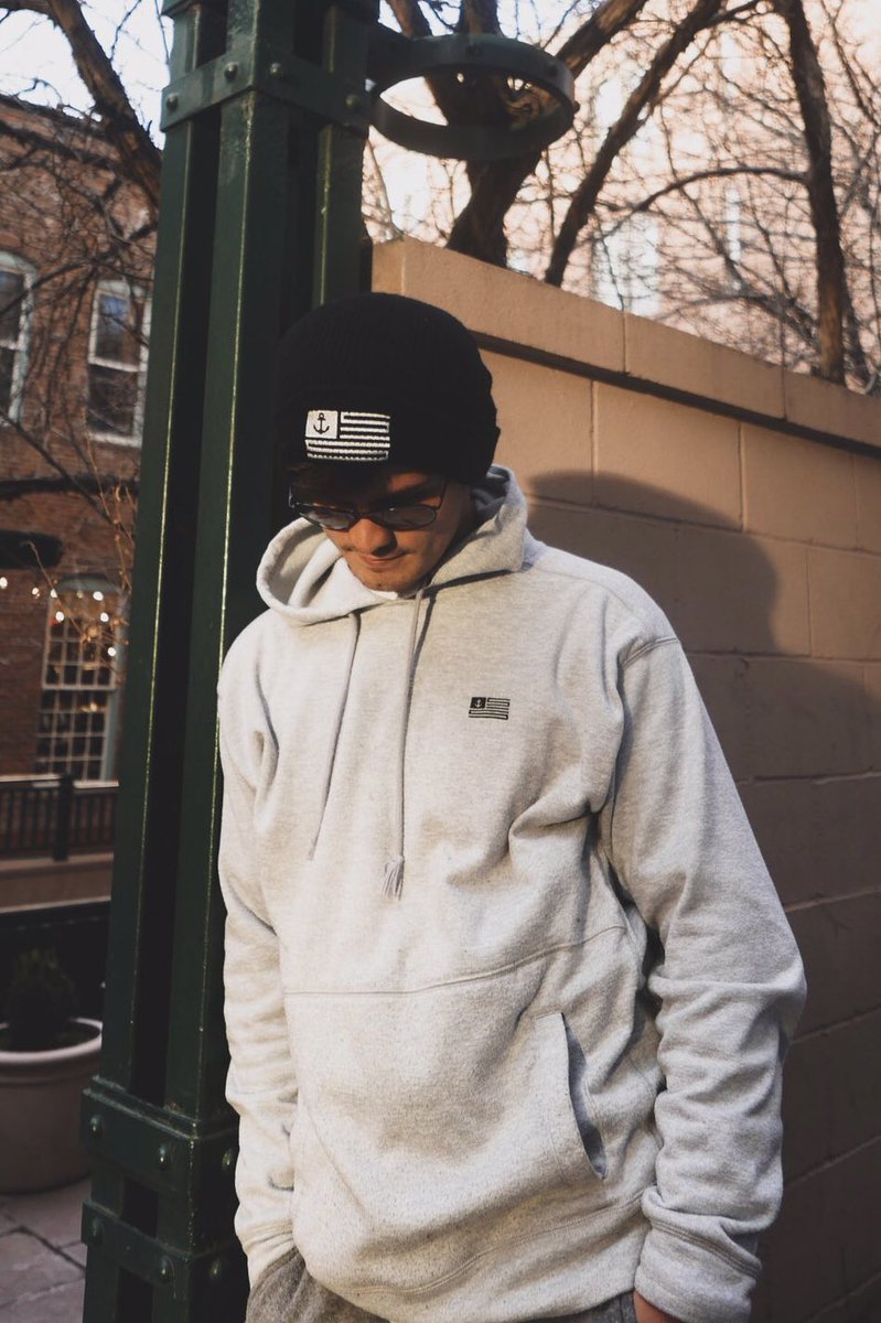 SStandardCo's tweet photo. Retweet for your chance to win any hoodie of your choice! https://t.co/tOvihwfmRb