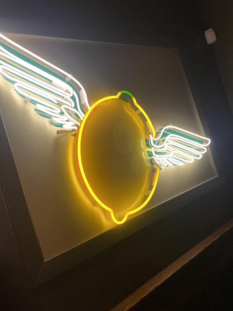 cajuncryptonite's tweet photo. Enjoying my favorite restaurant tonight #bblemon @LittlelemonsNFT https://t.co/YZCUVecpsg