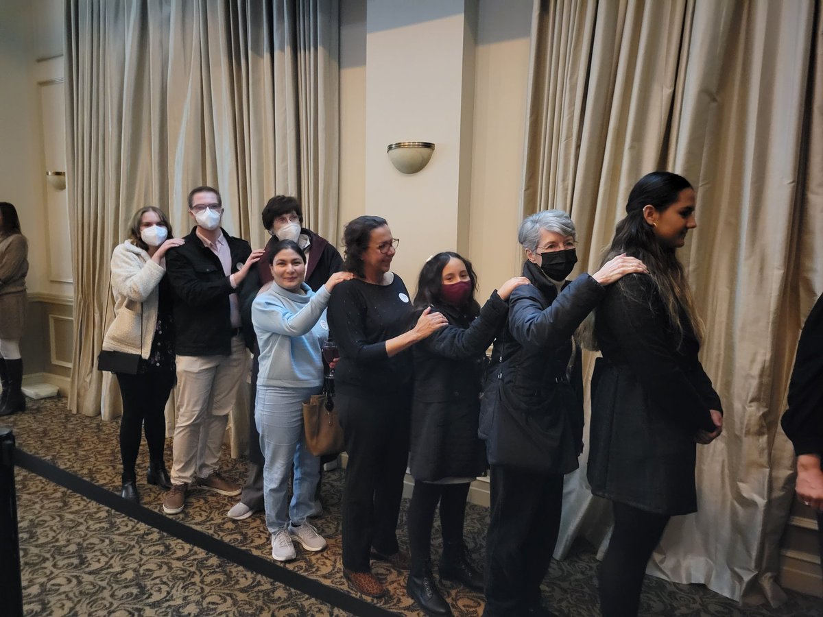 FSU_VisDis's tweet image. FSU faculty and students so happy to help out with @LBigbend and their annual Dining in the Dark.  It was a huge success!  Hope to see you there next year!