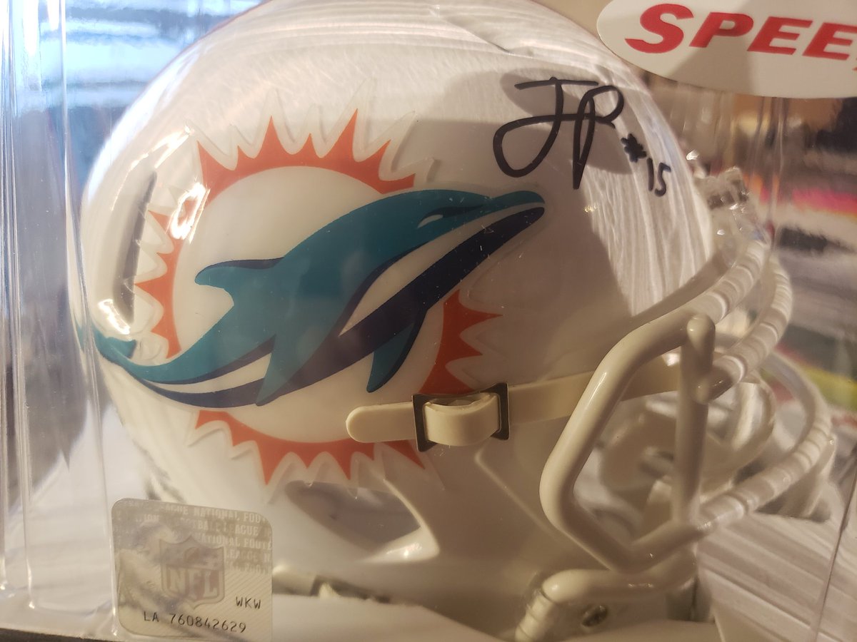 #SmokeBreaks / Mitch Mazur tweet media