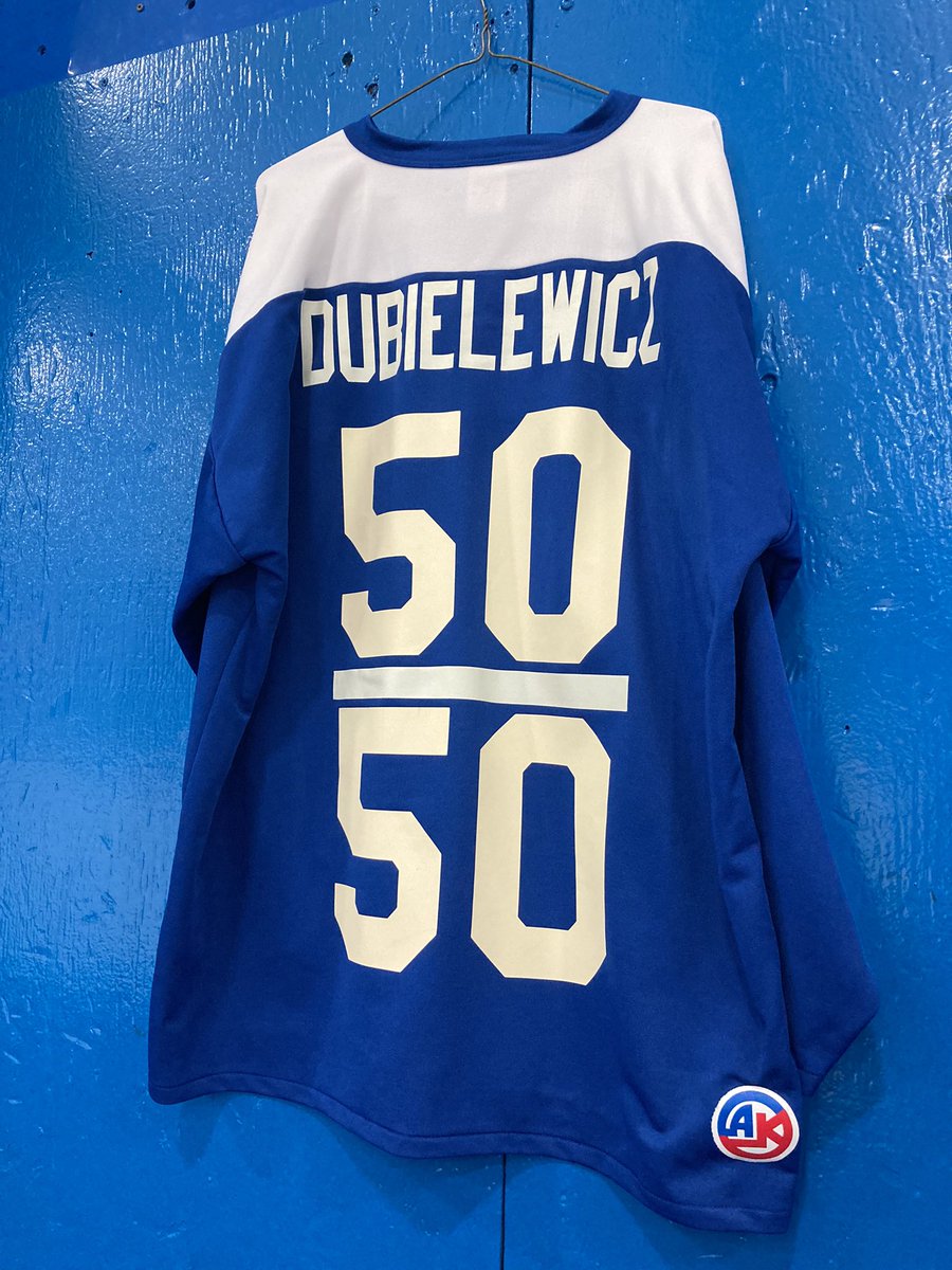 Tonight’s game started with a tribute to Mr. 50/50, Roger Dubielewicz. Thank you Al Miller and Sandy Cook for sharing your kind words of a man who meant a lot to this community 🏒 Rest easy Roger 🧡💙