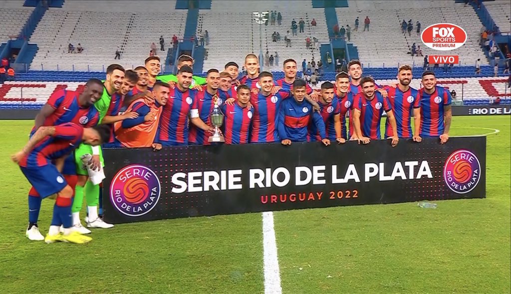 cuervosdeny's tweet photo. La copa Sanfilippo se va para Boedo. Lo mas importante es que @TroglioPedro siga probando su once ideal. Vamos @SanLorenzo que esta noche es carnaval @MuseoSanLorenzo @MiamiAzulgrana @CuervosFrancia @pislaba @CuervosCataluna @cuervosvalencia @CuervoLipara @PabloLafourcade https://t.co/w5Lc6klNHL
