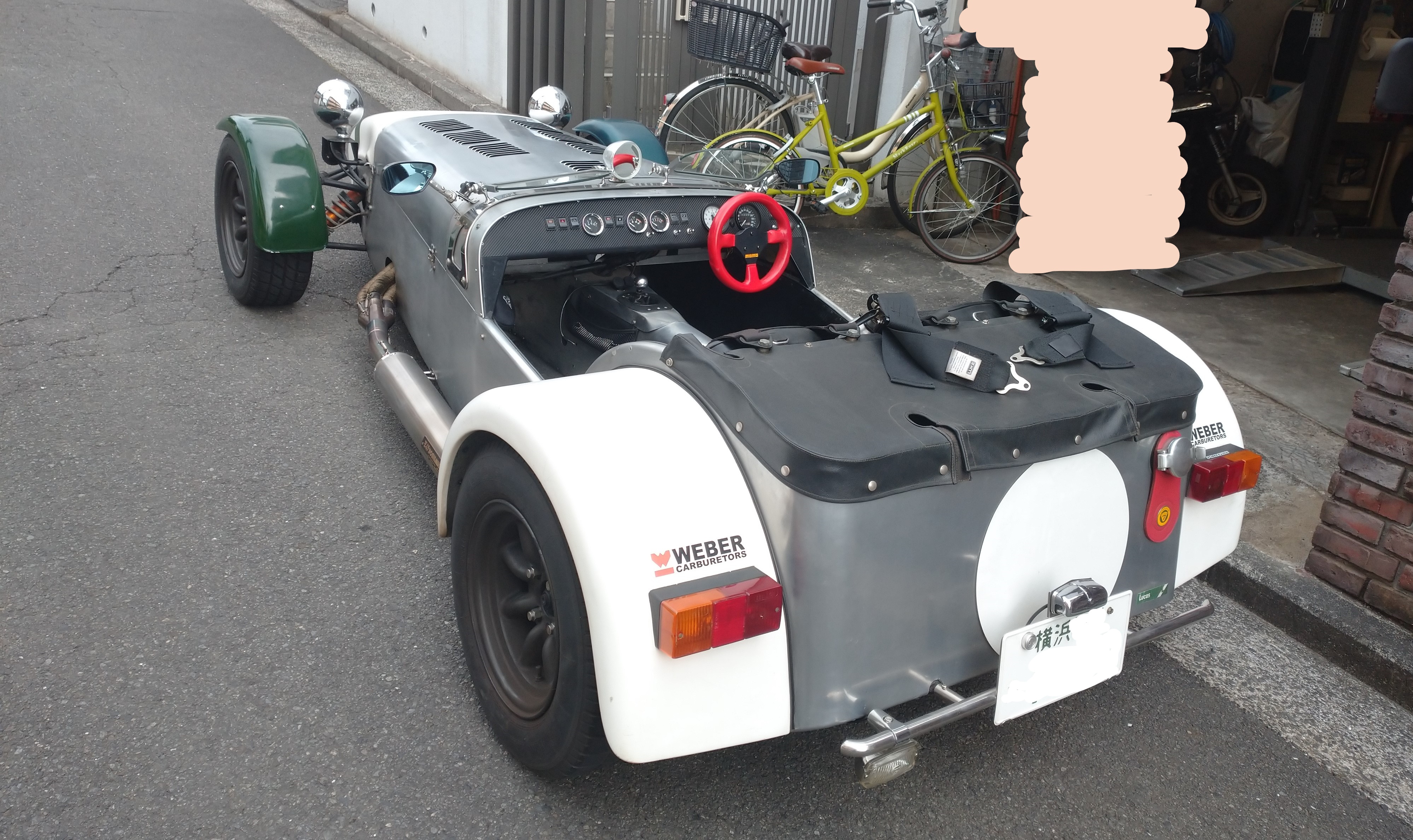 名学館桜台校 Excellent 卒業生oさんのご家族のクルマ もちろんコレ一台ではありませんが 数年前の塾での会話 うちの車 屋根ないんです あ オープンカーね いいね ドアないんです 携帯みたいな名前なんです けいたい