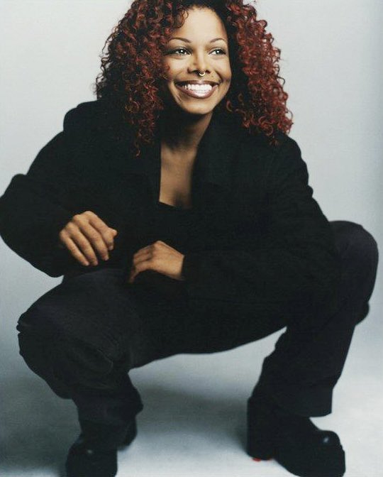 BeccaRBRoyalty's tweet photo. Janet Jackson sharing her story with us is such a beautiful thing! Despite all that she has been through over the years, Janet has remained on top! She is a living legend, innovator, and the ultimate blueprint for so many! All hail the QUEEN! #JanetJacksonDoc https://t.co/Y2mp2HtdSV