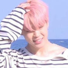gcfstkio's tweet photo. ╰extrañas a mimi?aqui te dejo a jimin rosita para que lo extrañes mas- 𝒹𝑒𝓋𝒶𝓈𝓉𝒶𝓉𝒾𝓃𝑔 𝓉𝒽𝓇𝑒𝒶𝒹 https://t.co/3VJUw4to64