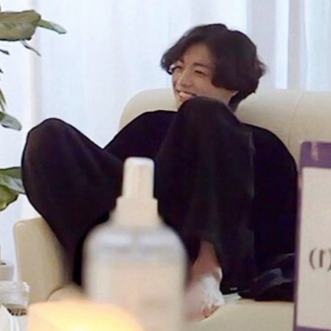 "i'm allergic                     "no u're just
to beans"                         picky eater"