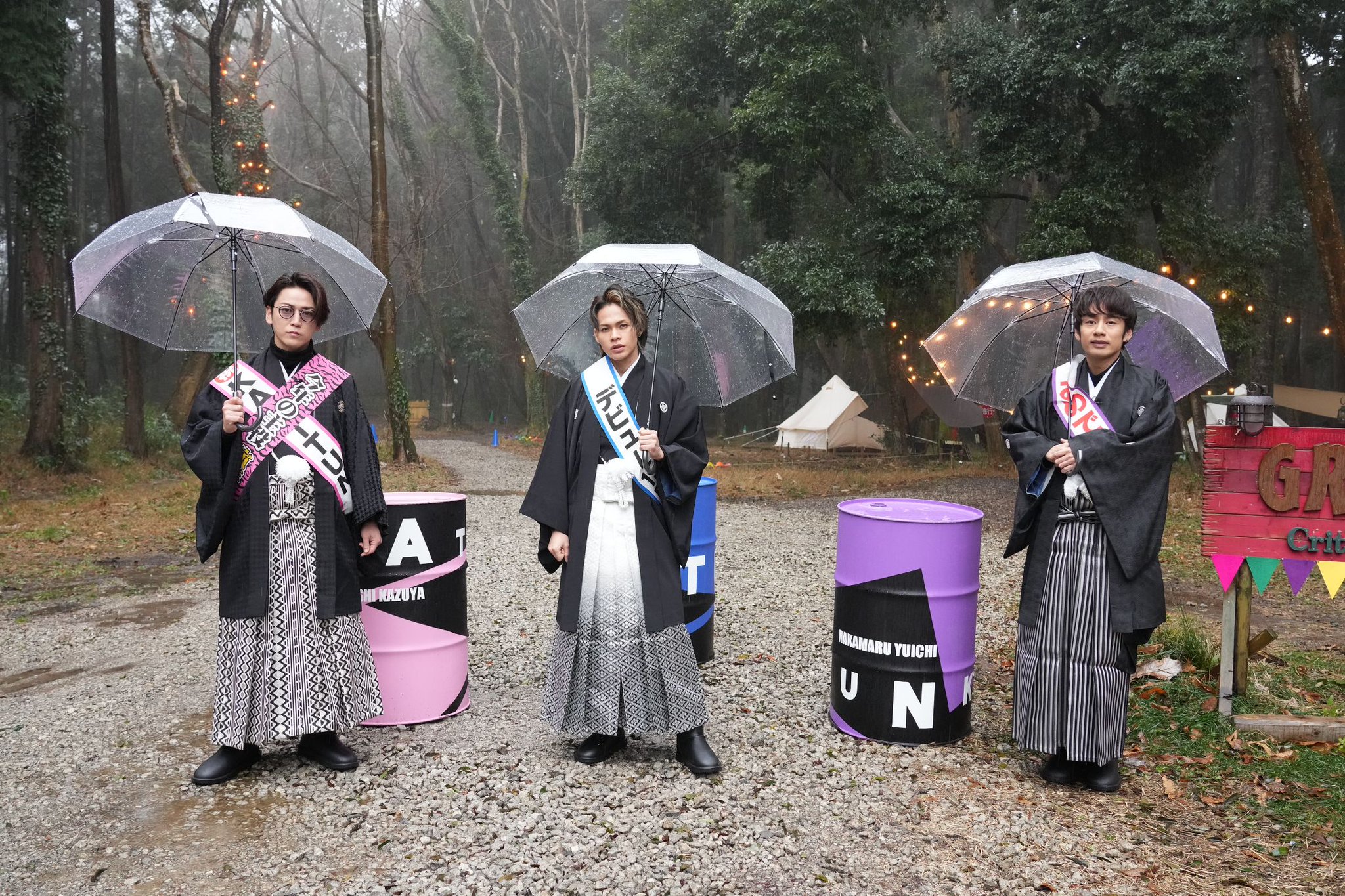 FKUk9tiaIAAlhCJ?format=jpg&name=large