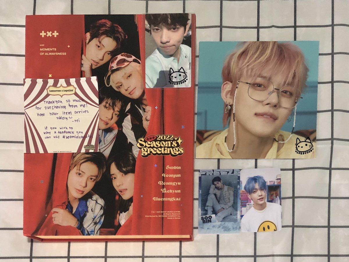 cozysoob's tweet photo. — #sky_mails ✿ ꒰ txt sg22 ꒱

hello, @beomiehauls !! soobread and sg22 came home to me safely ♡ super didnt expect the official freebie 🥺 thank u so much!! really appreciate how transparent you were with how you packed as well ><
++ 
#beomiehaulsfbs ✿ https://t.co/CeLSoAzlTQ