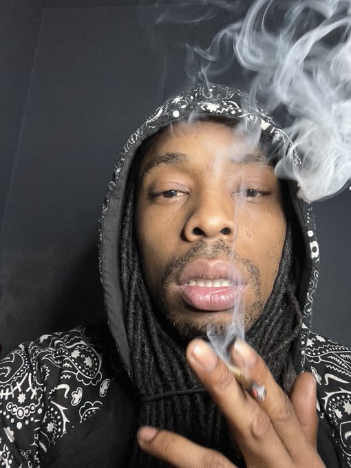 Currently #livestreaming https://t.co/eIMAHzIKoL<a href="/tag/livestreaming"class="tags">#livestreaming</a>