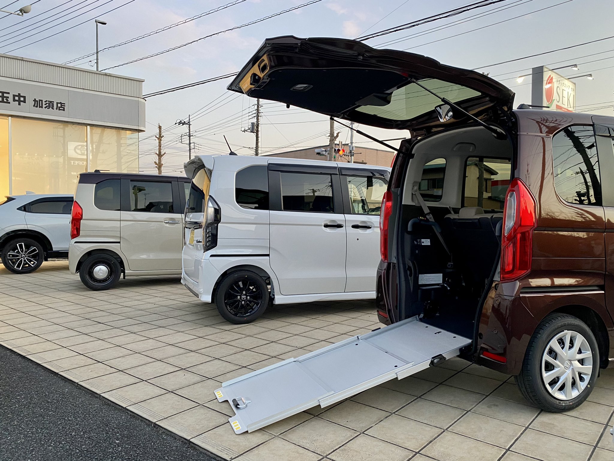 Honda Cars 埼玉中 加須店 N Boxシリーズ エヌボックスシリーズが揃いました ノーマル カスタム コーディネイト ツートン 福祉車両 免許を取得して初めてのクルマ 普通車から初めての軽自動車 初めての福祉車両 お乗り換えご検討など