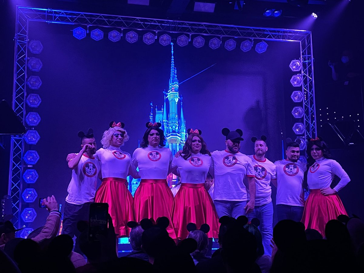 jeremyinbloom's tweet image. Great night in WeHo celebrating #Cyclepaths &amp;amp; @AIDSLifeCycle!!