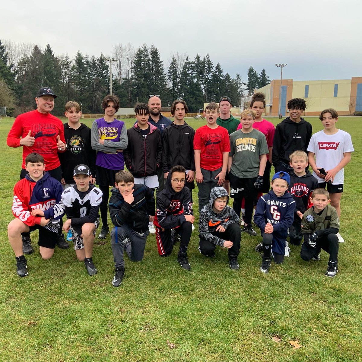 jayprepchuk's tweet photo. Great Quarterback camp in Abbotsford today! We got better! Thank you receivers for catching balls. Who is ready for a camp? @ChwkGiants #abbyfalcons πππ https://t.co/N56YBXtvw3