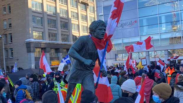 CTVNews's tweet photo. Terry Fox statue defaced by Ottawa protesters https://t.co/OJ6At7oAL1 https://t.co/X5RiSUBxK5