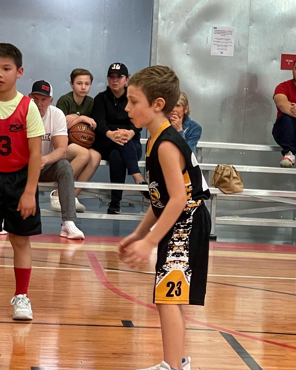 HEARTOFMCKINNEY's tweet photo. 2nd Grade Mckinney Yellow Jackets add to the win column with another β W β
#MckinneyYellowJackets #JacketBoyz4Life #OMOW https://t.co/CchsmXS1t4