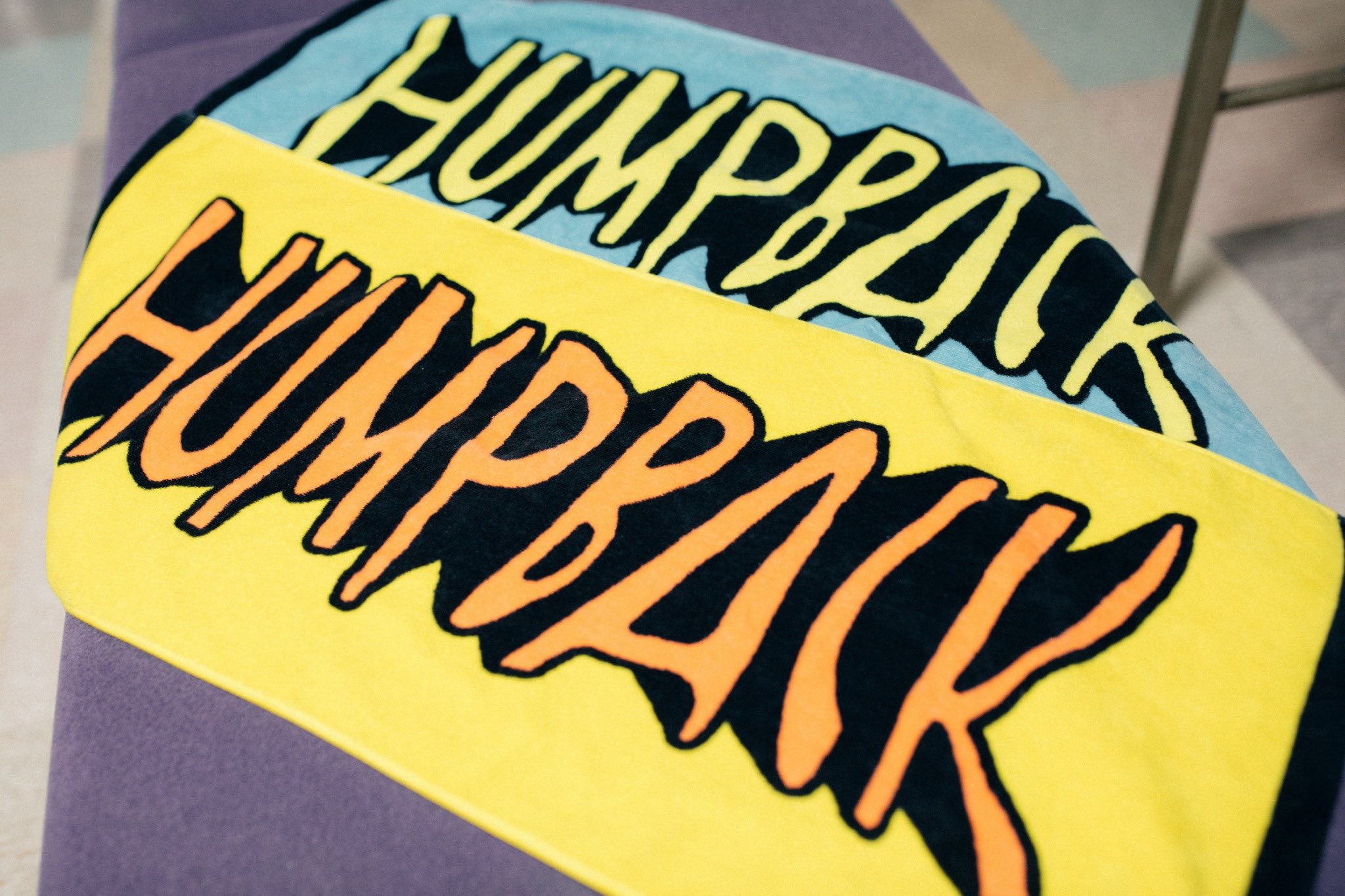 Amazon.co.jp: Hump Back サイン入りタオル ROFW : おもちゃ